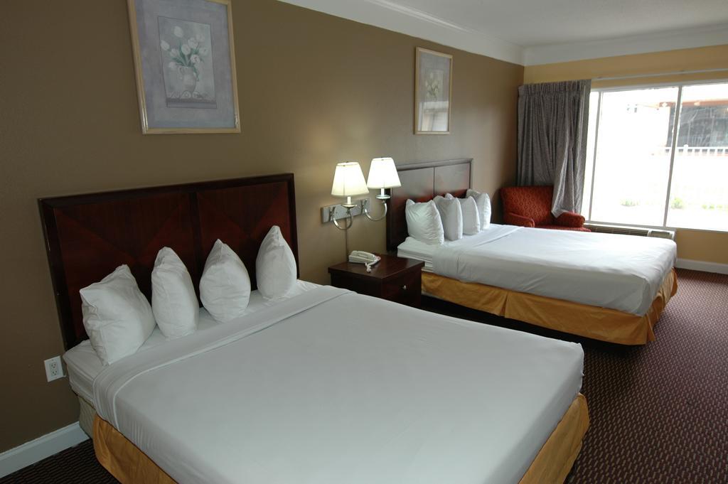 Ambassadors Inn & Suites Virginia Beach Ngoại thất bức ảnh